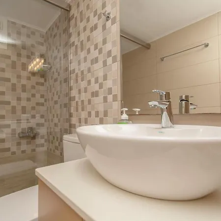 아파트 Rhodes Marine House *